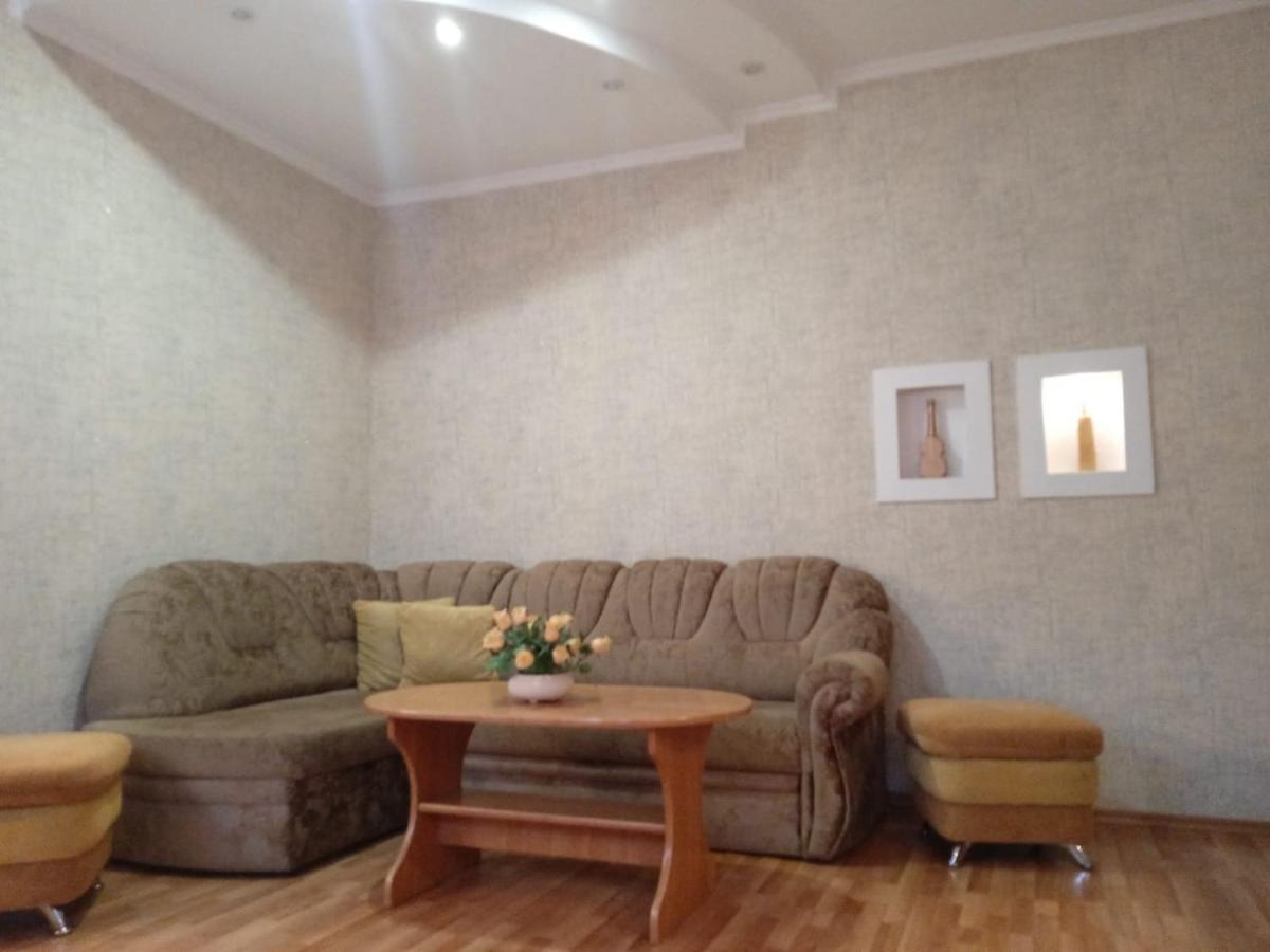 Apartment On Vasilka 4 格罗德诺 外观 照片